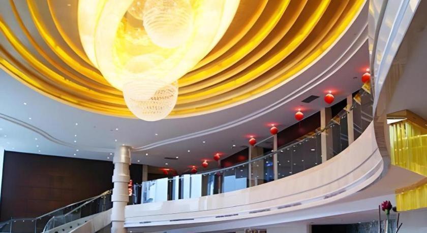 Fortune Hotel Longyan Bagian luar foto